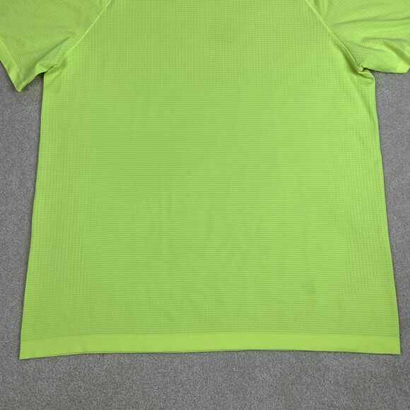 Lululemon Metal Vent Tech T Shirt Men Size XL Neon Green Yellow Gym Workout - Picture 4 of 16